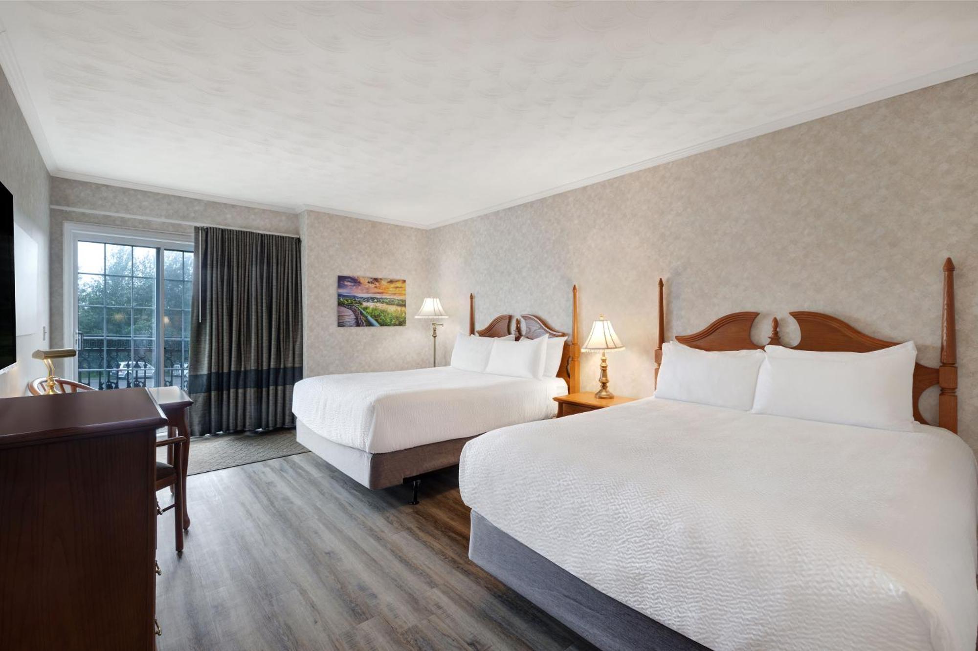 Days Inn By Wyndham Edmundston Exterior photo